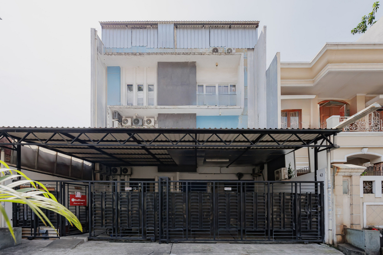 Exterior & Views 2, RedDoorz @ Kebon Kacang, Jakarta Pusat