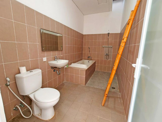 Bathroom 5, Villa Clover 2BR @Sanur with private pool, Denpasar