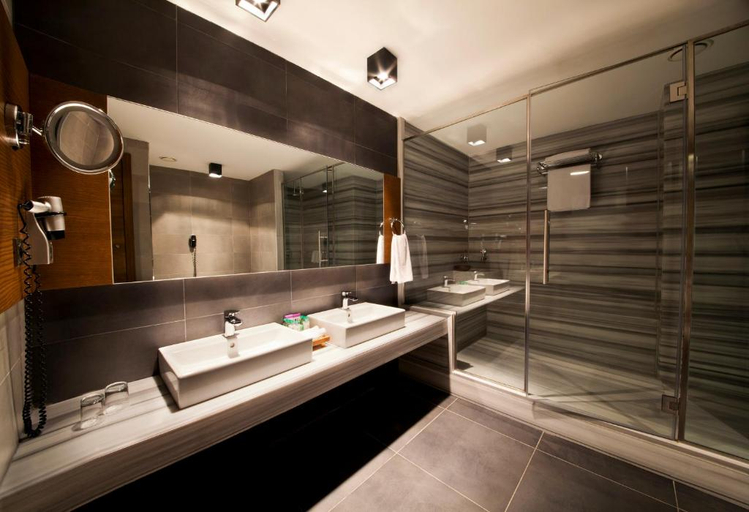 Bathroom 5, Point Hotel Barbaros, Beşiktaş