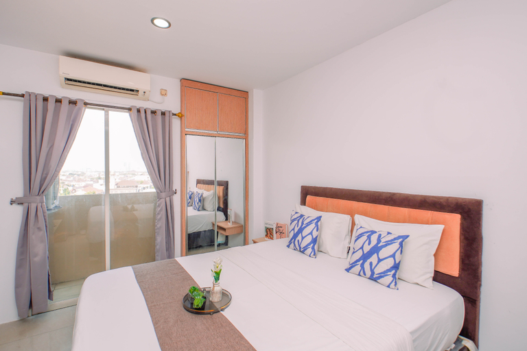 Bedroom 4, Decent and Functional Studio Room at Apartment Medina By Travelio, Tangerang