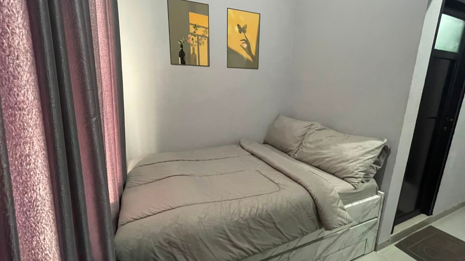 Bedroom 3, Omah Mika, Solo