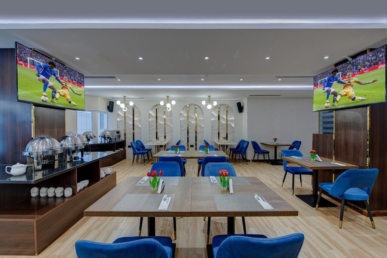Food & Drinks 3, Vendome Plaza Hotel, Dubai