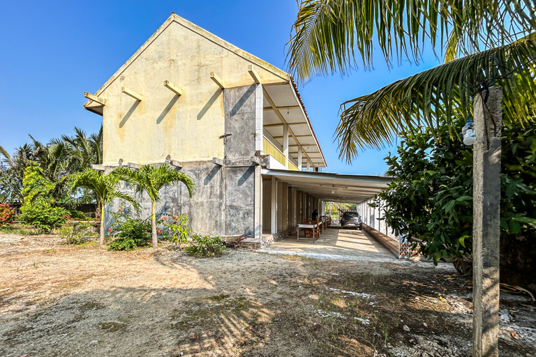 Exterior 4, RedDoorz @ Villa Camry Ujung Genteng, Sukabumi