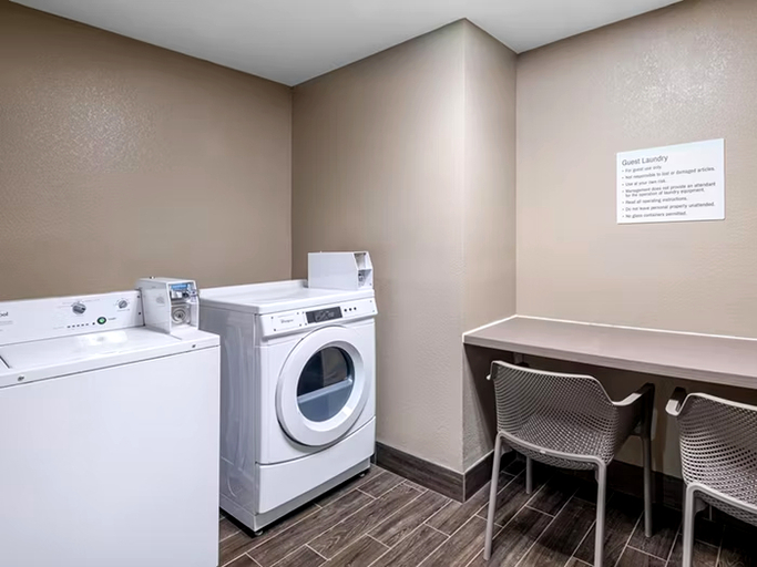 Bathroom 3, Garner Hotel WADSWORTH by IHG, Medina