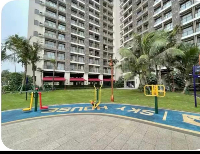 Garden 3, Kalmara Studio Room at Sky House BSD,ICE,Aeonmall, Tangerang Selatan
