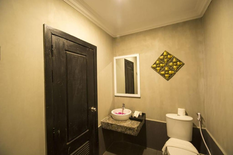 Bathroom 5, Rithy Rine Angkor Residence, Siem Reap