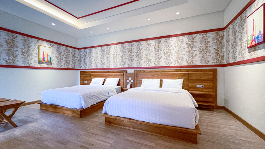 C Family Hotel Room Type - Deluxe Suite