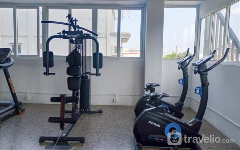 Fitness Center 5, Warm Stay in Studio Room at Apartment De Prima by Travelio, Medan