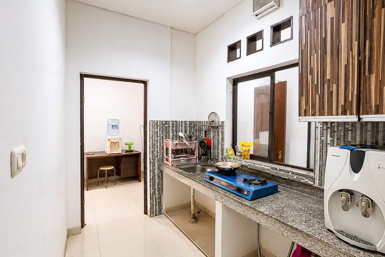 Facility 4, RedDoorz @ Residence Bintaro, Tangerang Selatan