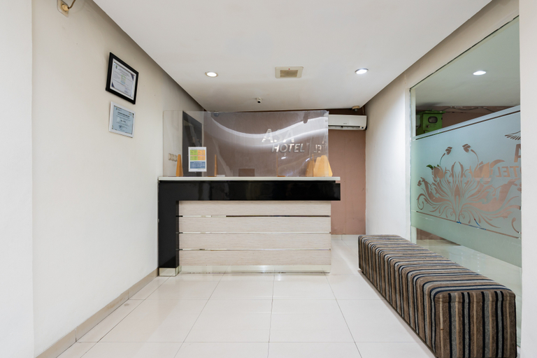 Others 5, RedDoorz Plus near Galaxy Bekasi, Bekasi