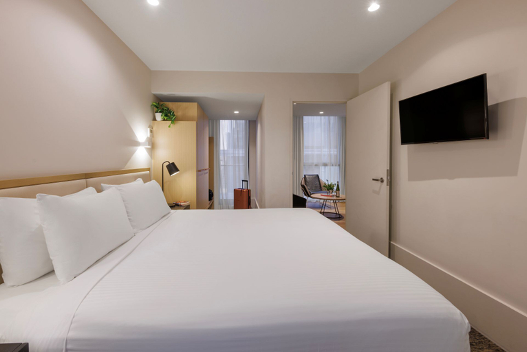 Bedroom 4, Brady Hotels Central Melbourne, Melbourne