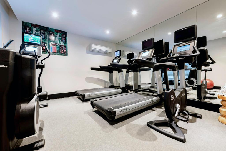 Sport & Beauty 4, Brady Hotels Central Melbourne, Melbourne