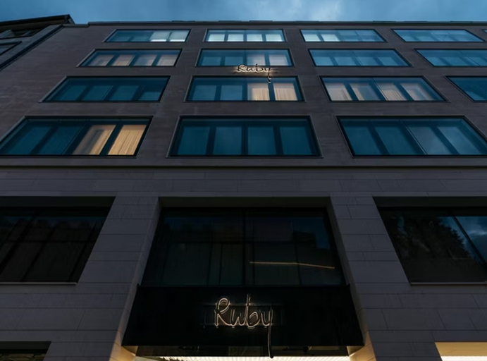 Exterior & Views 2, Ruby ROSI HOTEL MUNICH by IHG, München