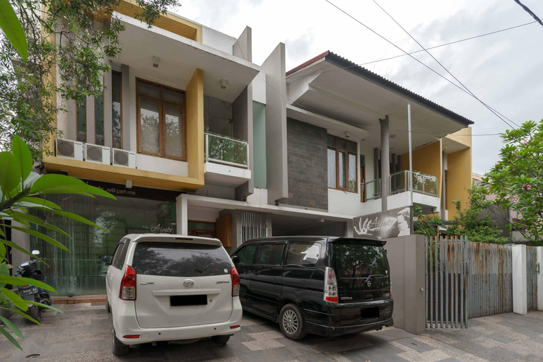 Exterior & Views 2, Aimer Guest House Syariah Mitra RedDoorz, Cilegon