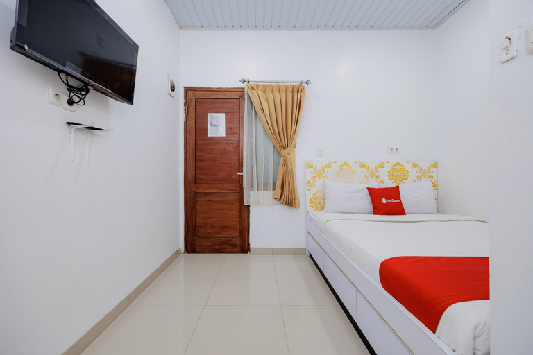 Bedroom 4, RedDoorz near Palmerah Station, Jakarta Pusat