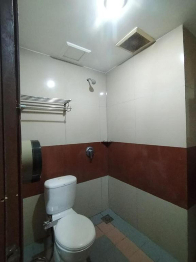 Bathroom 5, Hotel O Century Inn, Bintulu
