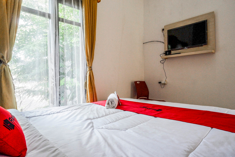 Bedroom 5, RedDoorz @ Kratonan Solo, Solo