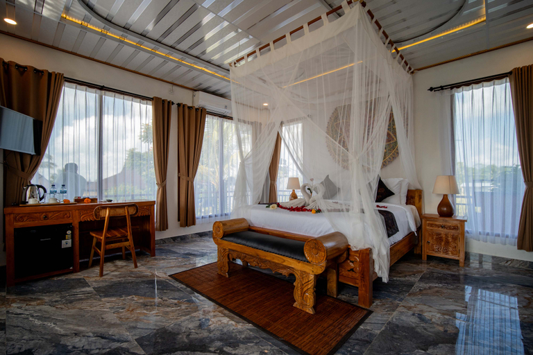 Campuhan Sebatu Resort Room Type - Grand Deluxe Valley View with Jacuzzi Campuhan Sebatu Resort Room Type - Grand Deluxe Valley View with Jacuzzi