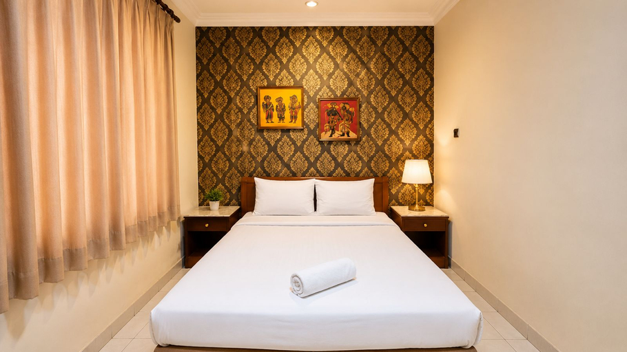 Frances Hotel Near Cihampelas Walk Room Type - Superior Room