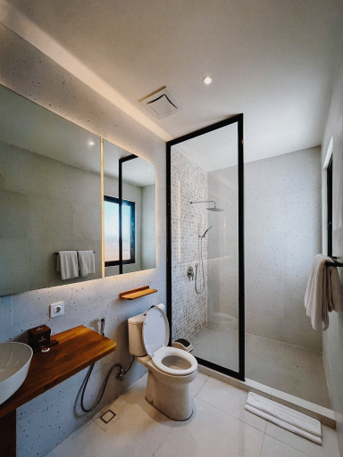 Bathroom 5, Casa de Fiero 2BR w Pool Seminyak, Badung
