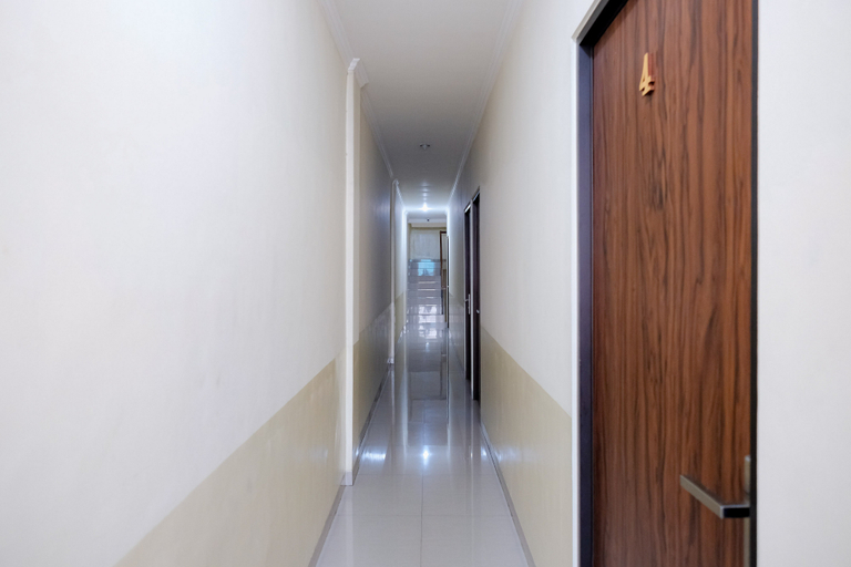 Others 5, RedDoorz @ Jalan Biak Roxy Jakarta, Jakarta Pusat