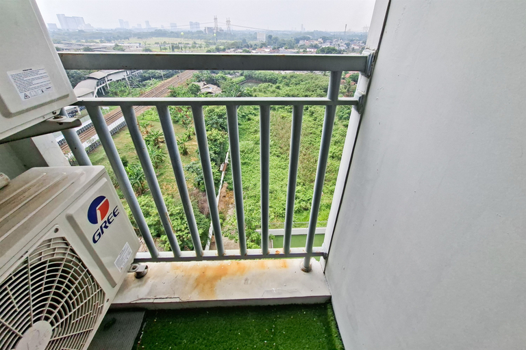 Exterior 2, Bright Homey 2BR at Apartment Serpong Garden By Travelio, Tangerang