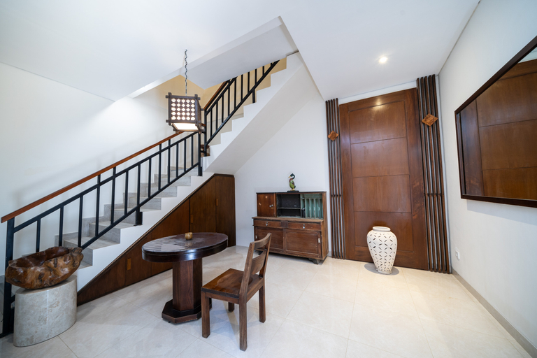 Others 5, Uluran Villa Uluwatu, Badung