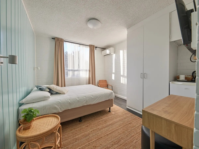 Bedroom 4, Little Coogee Hotel, Sydney