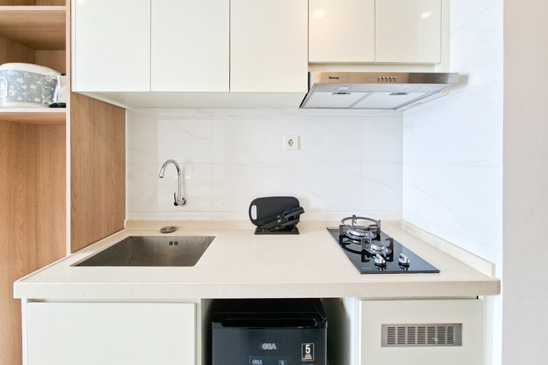 Others 3, Nice Look Studio at Apartment Sky House BSD By Travelio, South Tangerang
