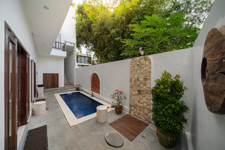 Others 2, Uluran Villa Uluwatu, Badung
