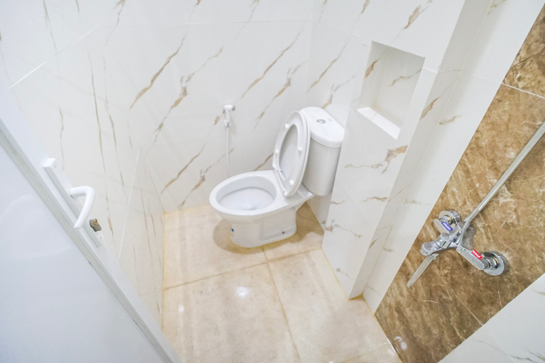 Bathroom 4, M Villa, Sleman