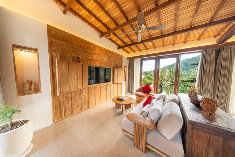 Living Room 5, The Kropak Sidemen, Karangasem