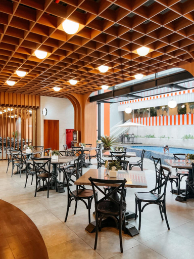 Food & Drinks 5, The Bountie Hotel & Convention Centre Sukabumi, Sukabumi