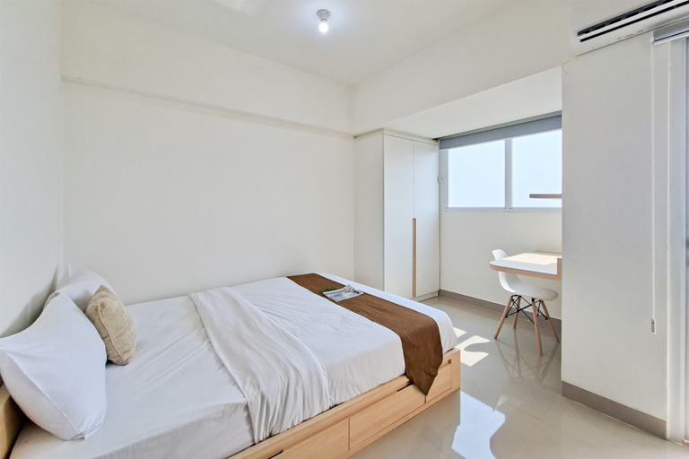 Bedroom 2, Comfortable Nice Studio Room at Apartment Cisauk Point By Travelio, Tangerang
