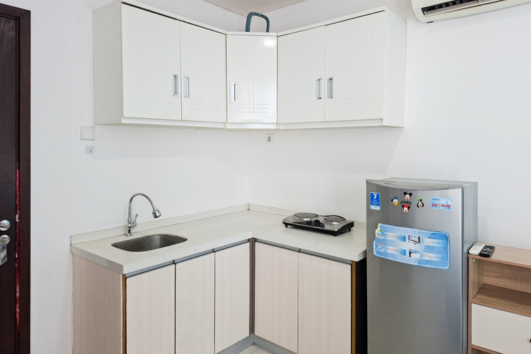 Others 5, Sleek and Comfortable Studio at Apartment Brooklyn Alam Sutera By Travelio, Tangerang