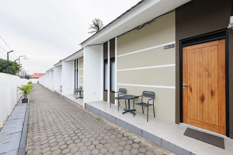 Exterior & Views, Urbanview Hotel @ Pesona Guest House Jambi, Jambi