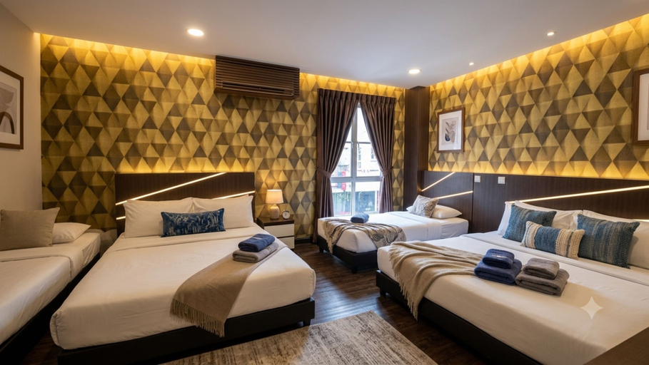 Others 4, Hotel Taming Sari 707, Malacca City