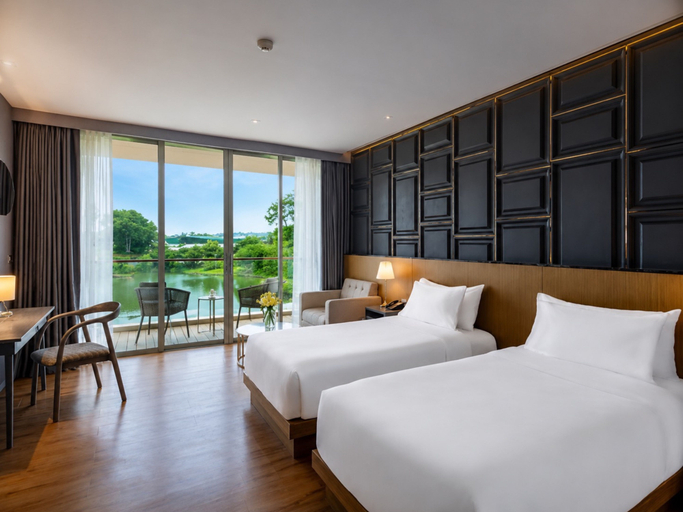 Bedroom 3, Wyndham Grand Nai Harn Beach Phuket, Pulau Phuket
