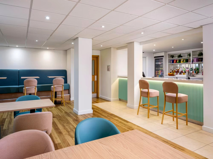 Food & Drinks 4, Garner Hotel WOLVERHAMPTON by IHG, Wolverhampton