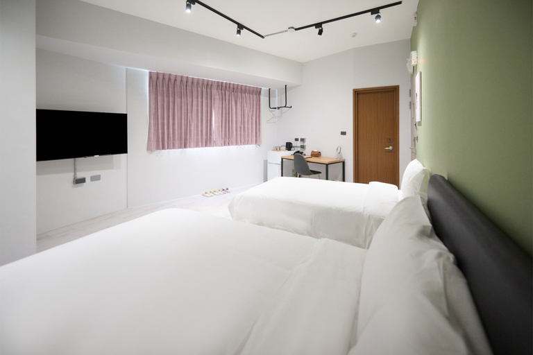 Others 4, East Gate Hotel, Taichung
