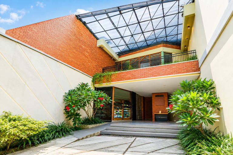 Exterior & Views 2, Noesa Heritage, Surabaya