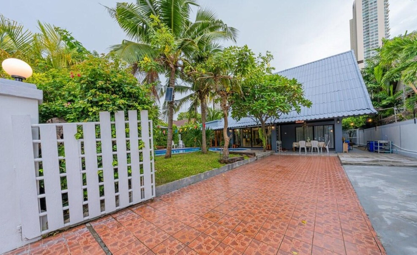 Exterior & Views, PaPa Beach Pool Villas Pattaya, Pattaya
