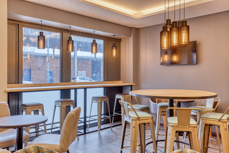 Food & Drinks 4, Premier Inn London Uxbridge Town Centre, London