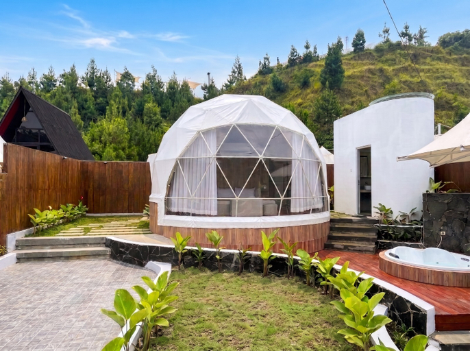 Natura Glamping Room Type - Zatura Dome Glamping
