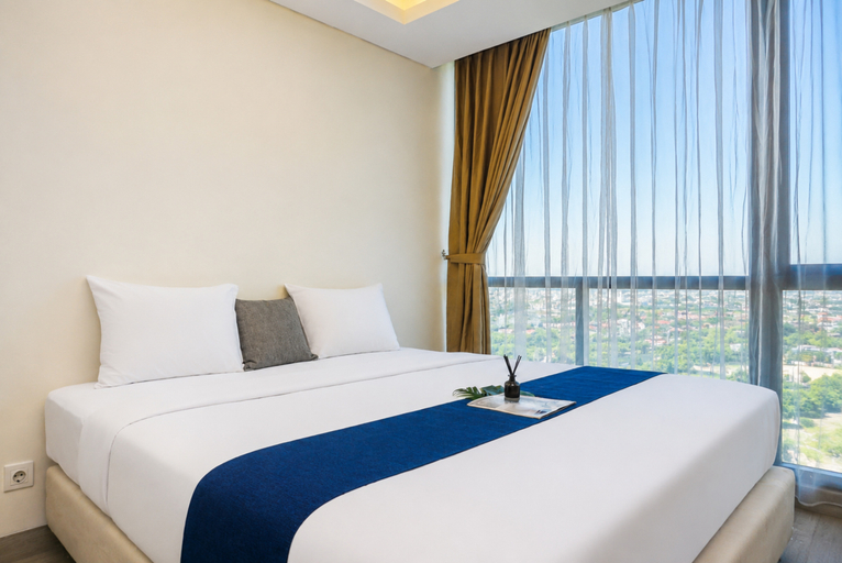 Bedroom 4, Spacious and Bright 3BR at Apartment Hillcrest House By Travelio, Tangerang