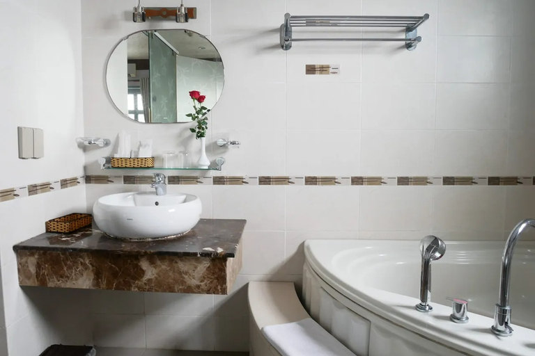 Bathroom 5, Rembrandt Hotel Nha Trang, Nha Trang