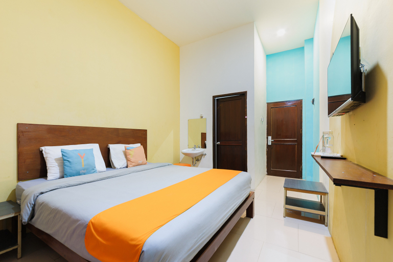 Bedroom 3, Sans Hotel AVA Palangkaraya by RedDoorz, Palangkaraya