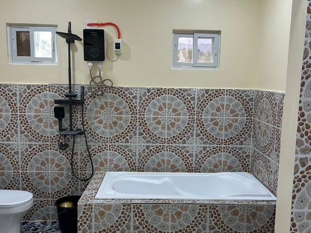 Bathroom 5, Scarletta Resort Bugallon Pangasinan by RedDoorz, Bugallon