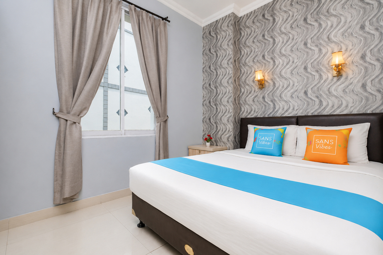 Bedroom 3, Sans Vibes Flamenco Hotel, Central Jakarta