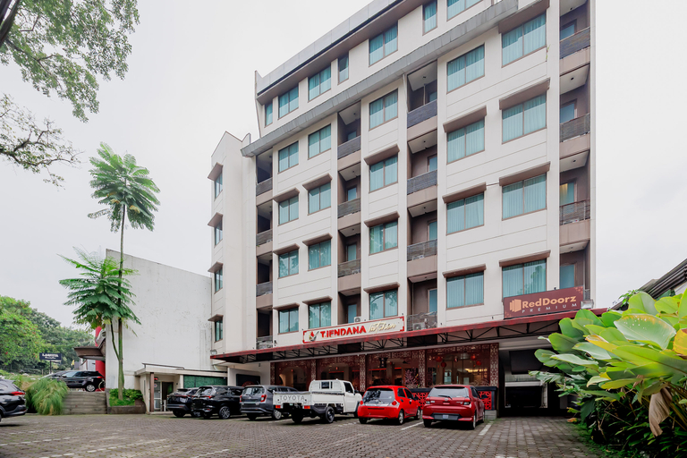 Others 2, RedDoorz Premium near Paris Van Java Mall, Bandung